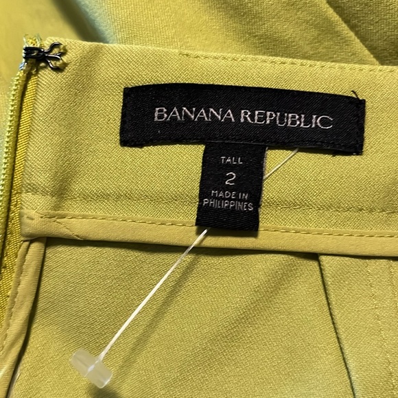 Banana Republic pencil skirt - Picture 3 of 3